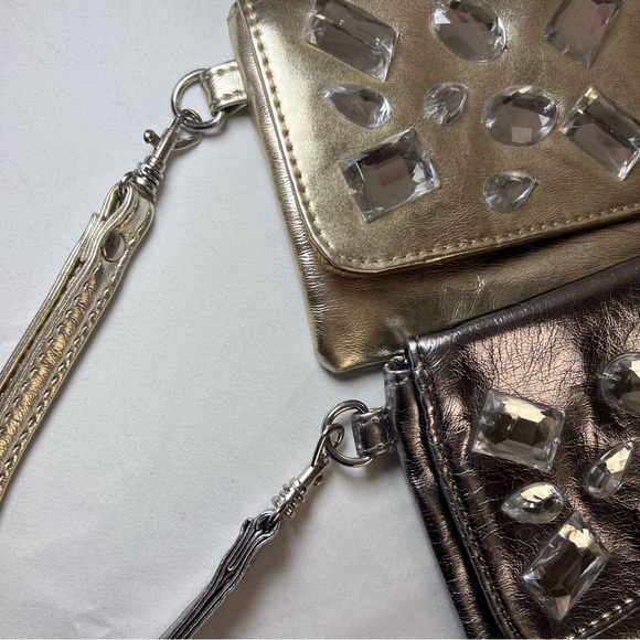 Gold and silver Metallic Crystal gems clutches - Picture 4 of 13